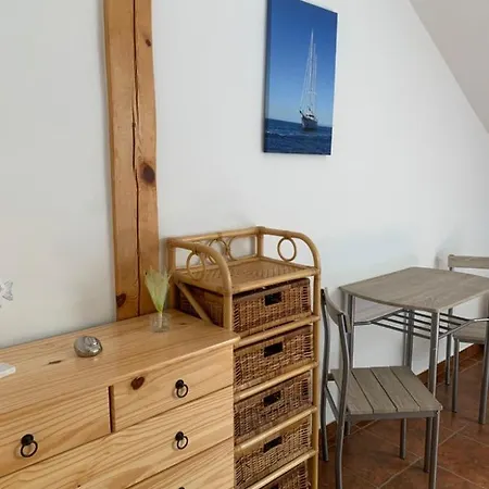 L'isola Pensionat Kunžak