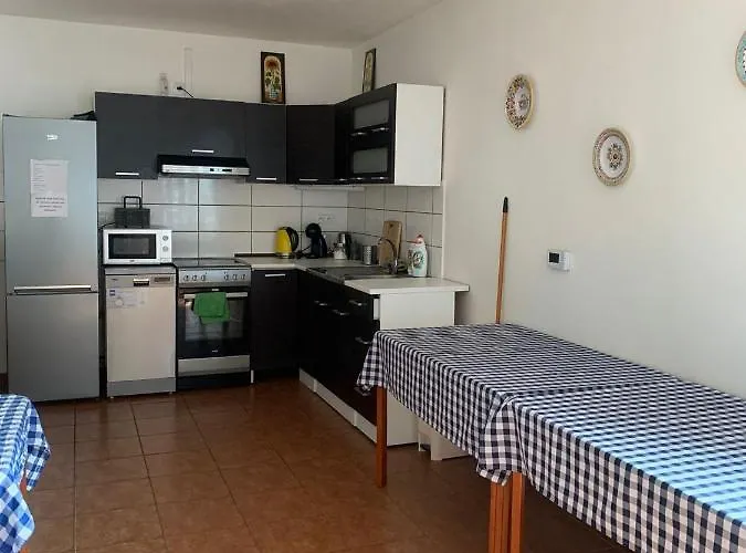 L'isola 3*